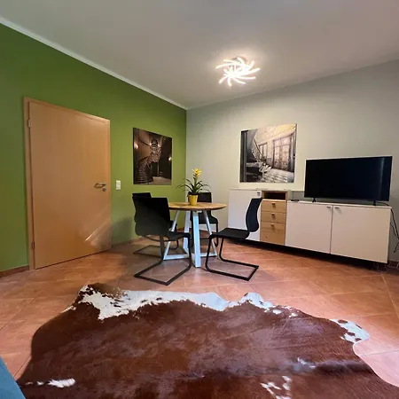 Ruhige Mit Grossem Garten Und Terrasse * Krakow am See