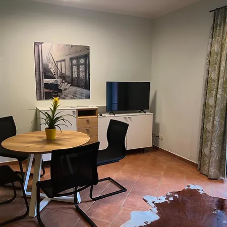 Ruhige Mit Grossem Garten Und Terrasse Krakow am See